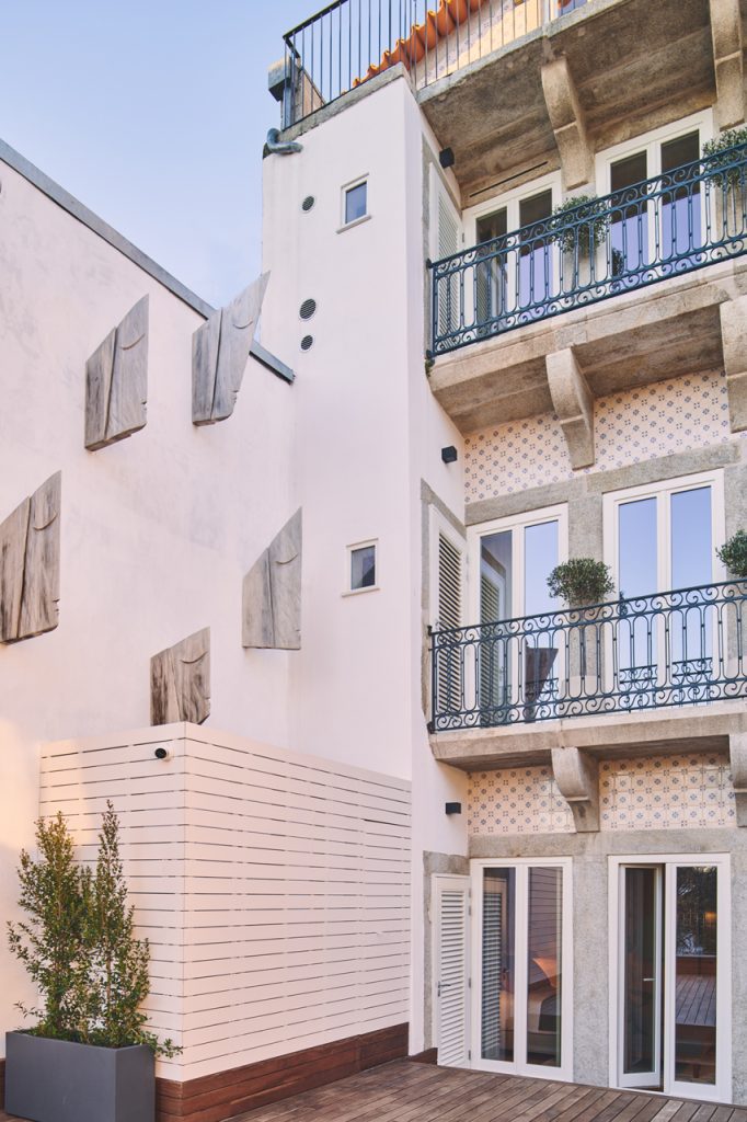 about prim&proper Prim and proper